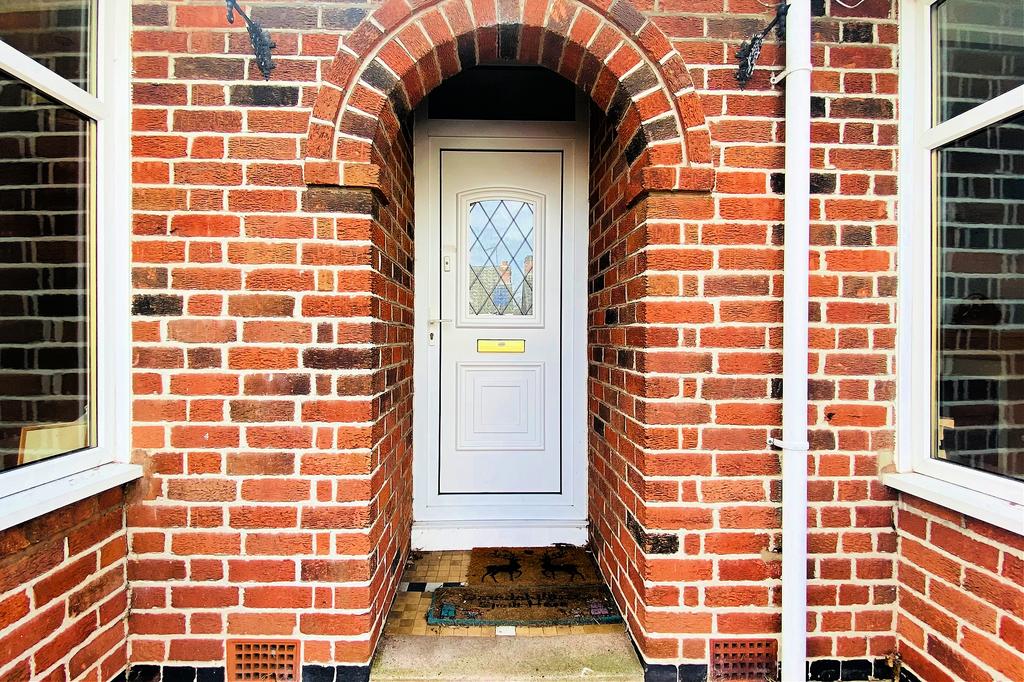 Brighton Avenue, Syston, LE7 2 bed detached bungalow for sale £225,000