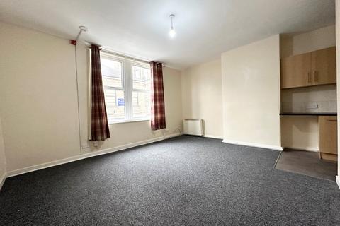 1 bedroom flat to rent - Market Street, Milnsbridge, Huddersfield, West Yorkshire, HD3