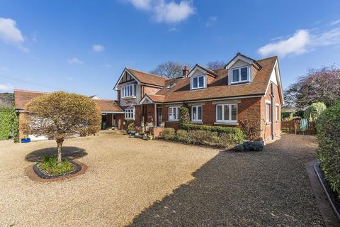 5 bedroom detached house for sale, Holly Hill Lane, Sarisbury Green, Southampton, Hampshire. SO31 7AE