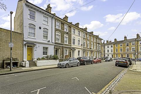 1 bedroom flat to rent, Southolm Street, Battersea, London, SW11