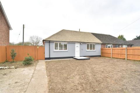 2 bedroom bungalow to rent, Aspal Park, Beck Row, Bury St. Edmunds, Suffolk, IP28