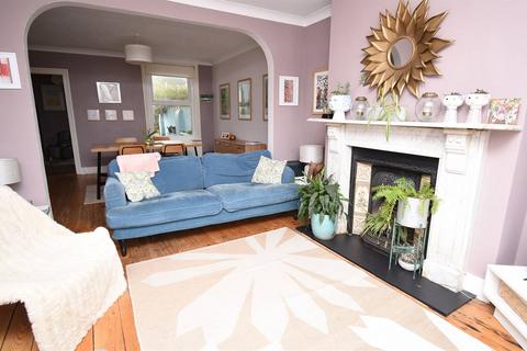 3 bedroom terraced house for sale, Woodlawn Street, Whitstable