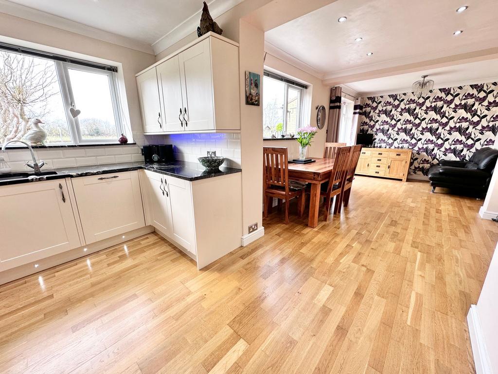Family Dining Kitchen