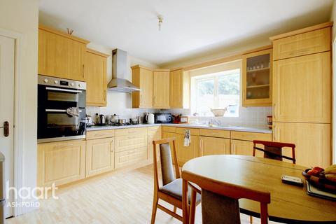 4 bedroom detached house for sale, High Ridge, Ashford