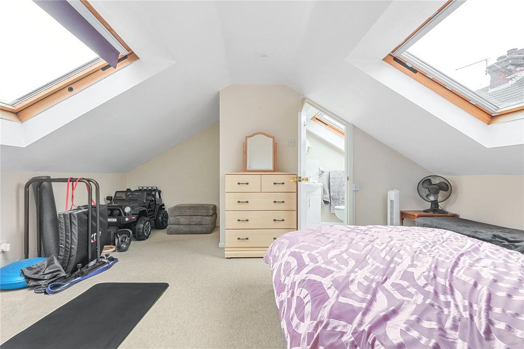 Main House Bedroom 1