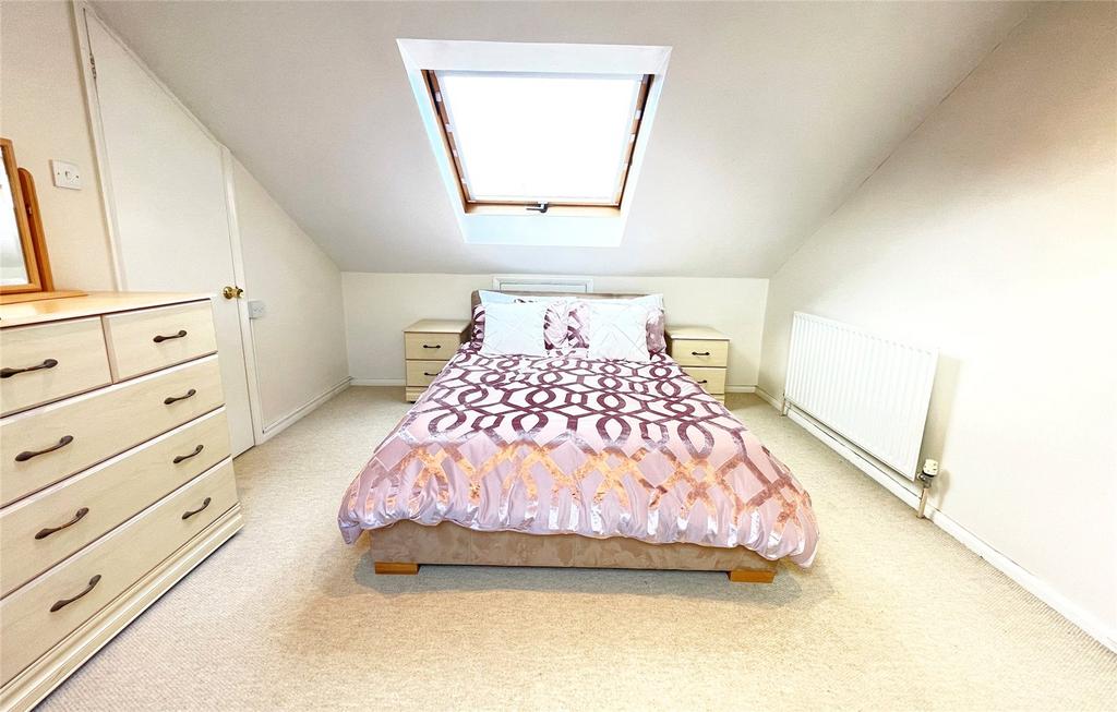 Main House Bedroom 1