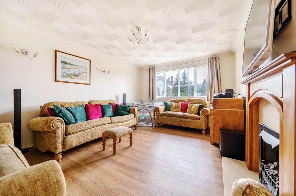 Main House Lounge 2