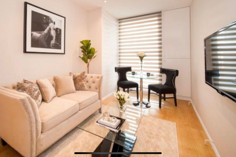 1 bedroom flat to rent, Kensington Gardens Square, London W2