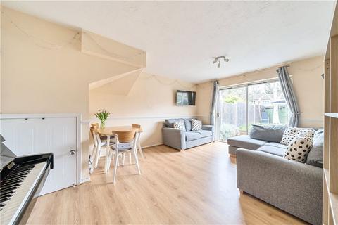 36 Pennington Way, London, SE12 9QB