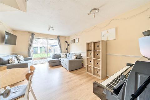 36 Pennington Way, London, SE12 9QB