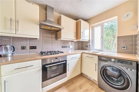 36 Pennington Way, London, SE12 9QB