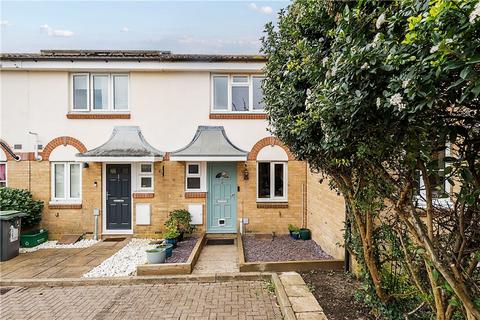 36 Pennington Way, London, SE12 9QB