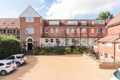 2 bedroom apartment for sale, A Luxury Apartment In Burwash