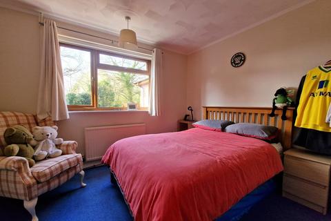 49 Lockhart Road, Ellingham, Bungay, NR35 2HB