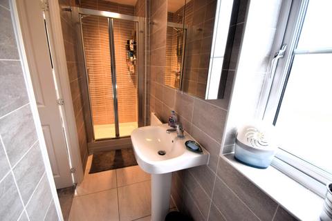 68 Verde Close, Luton, LU2 7FL