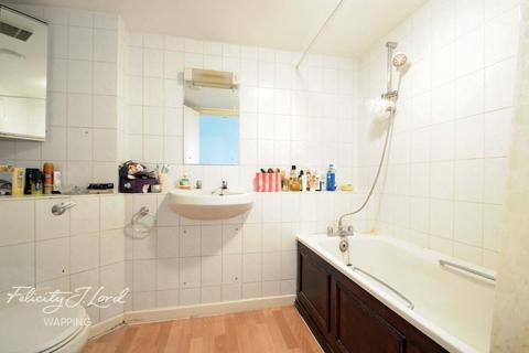 1 bedroom apartment to rent, Leeward Court, London