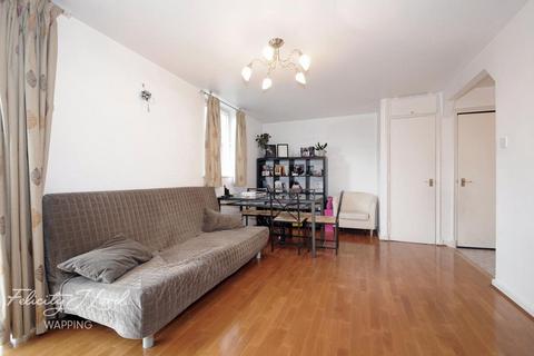 1 bedroom apartment to rent, Leeward Court, London