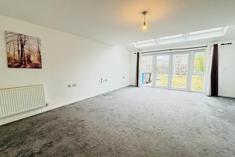 3 bedroom semi-detached house to rent - Great Clowes Street, Salford, Greater Manchester, M7 1AL