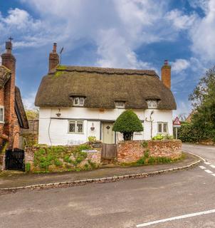 3 bedroom cottage for sale, Yew Tree Cottage, Weedon