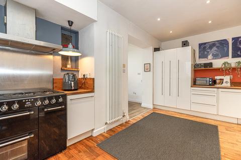 46 Gordon Drive, Glasgow, G44 3TN
