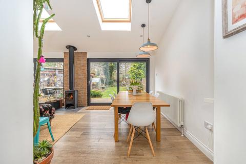 46 Gordon Drive, Glasgow, G44 3TN