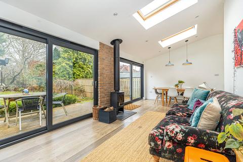 46 Gordon Drive, Glasgow, G44 3TN