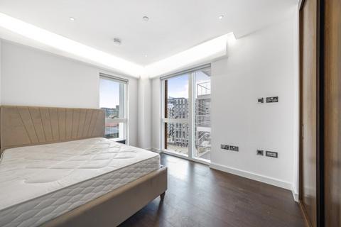 1 bedroom apartment to rent - Lancaster Way London SW11
