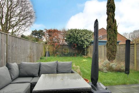 8b Ash Close, Romsey, SO51 5RX