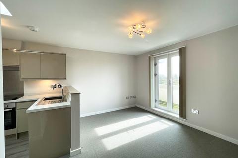2 bedroom flat to rent, Park House, Leigh-on-Sea SS9