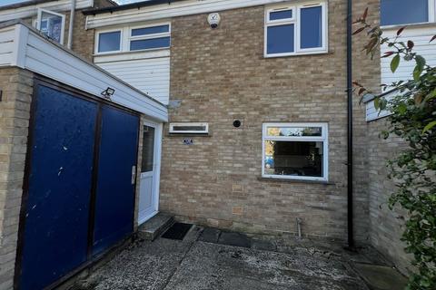 4 bedroom terraced house to rent, Downs Road, Canterbury CT2