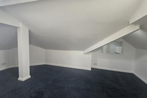 2 bedroom apartment to rent, Higher Erith Road, Torquay TQ1