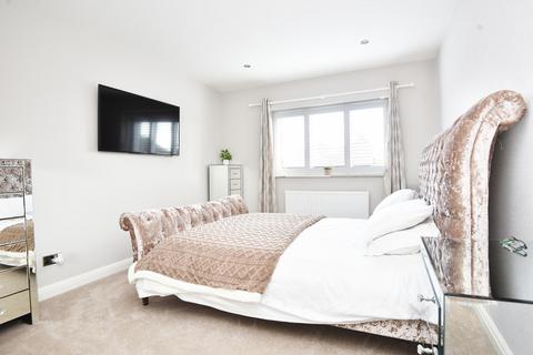12 Ash Road, Harrogate, HG2 8EG