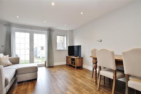 8 Foxleigh Grange, Bisley, Woking, GU24 9AQ