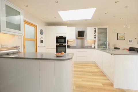 1 High Beeches, Orpington, BR6 6EE