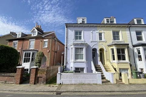 2 bedroom flat for sale, Albany Road , Southsea