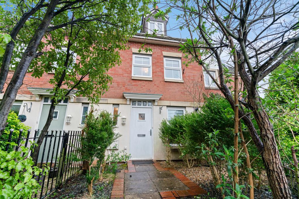 Caerphilly Road, Llanishen, Cardiff 3 bed townhouse for sale £335,000