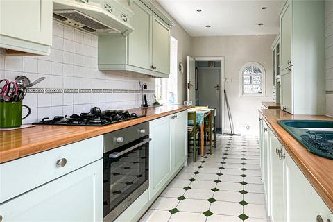 581 Broadway, Chadderton, Oldham, OL9 8DW