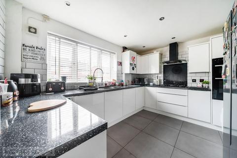 96 Abbey Road, Middleton, Manchester, M24 6HQ