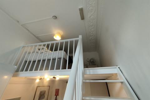 undefined, London W2