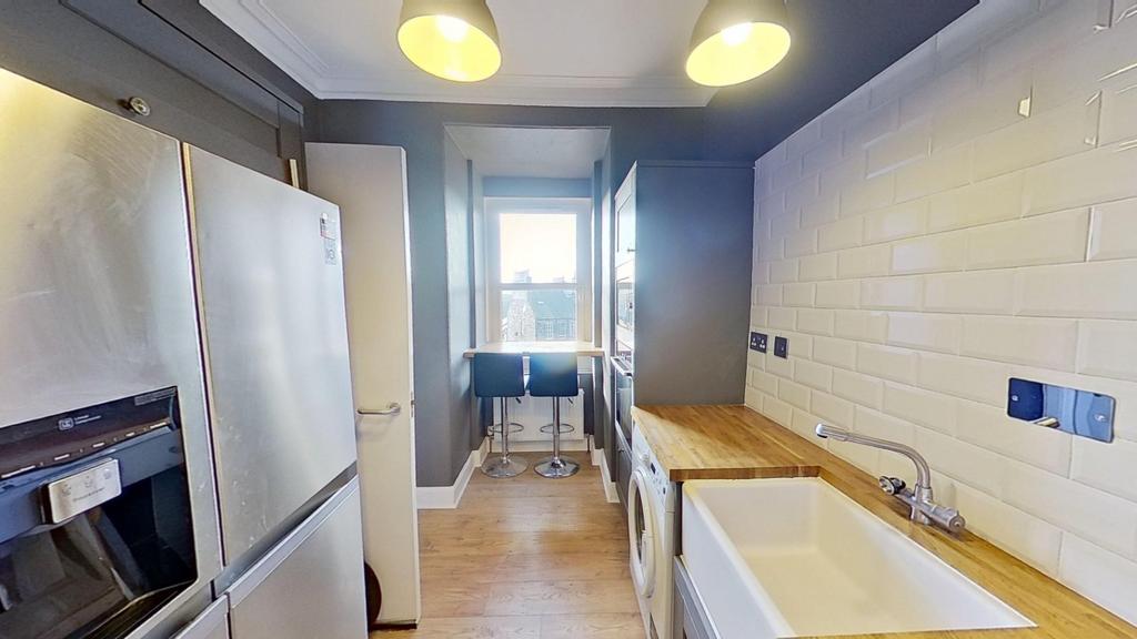 House in Edinburgh, North Leith, Leith - More