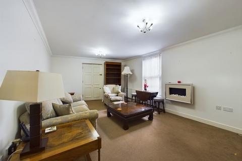 2 bedroom ground floor flat for sale, Beacon Mews, Beacon Street, Lichfield