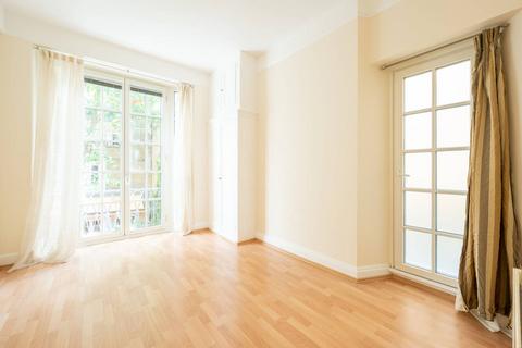 2 bedroom flat to rent, Berkeley Street, Mayfair, London, W1J