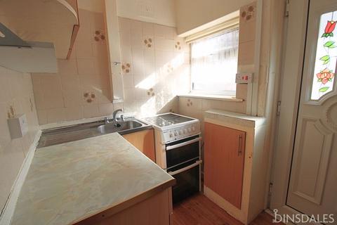 3 bedroom semi-detached house for sale - Thornton Road, Fairweather Green, Bradford, BD8 0LE