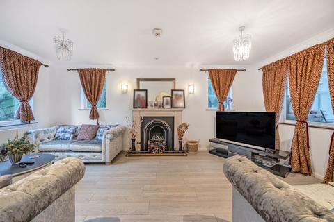 5 bedroom detached house for sale, Purley Bury Close, Purley
