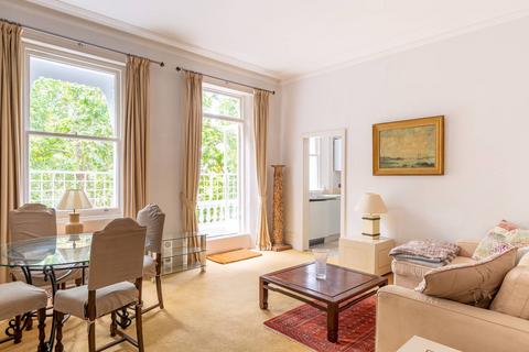 1 bedroom flat for sale, Harrington Gardens, South Kensington, London, SW7
