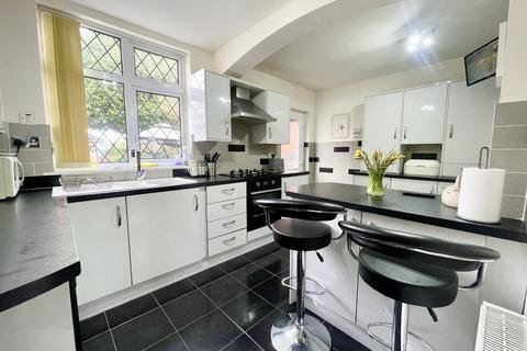 3 bedroom semi-detached house for sale, Manor House Lane, Yardley