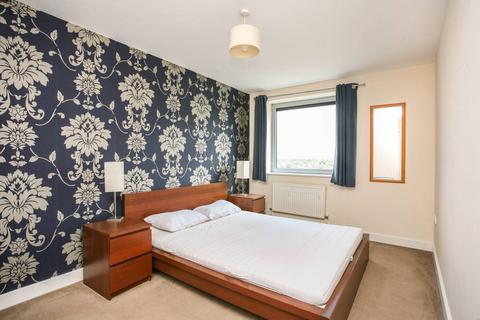 2 bedroom flat for sale, Tideslea Path, Thamesmead, London, SE28