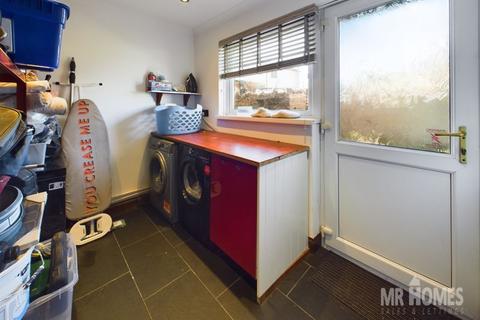 10 Fontygary Road, Rhoose, Barry, CF62 3DR
