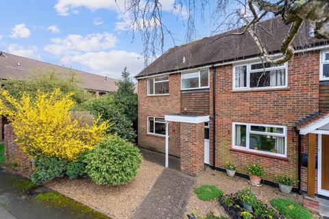 2 bedroom house for sale, Yew Tree Close, Beaconsfield