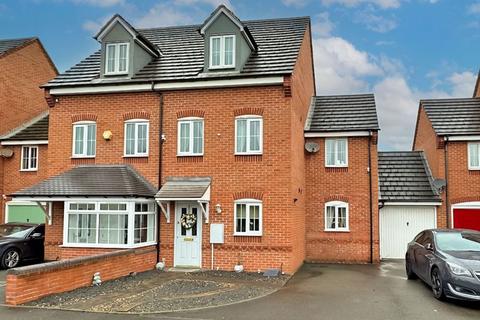 4 bedroom terraced house for sale - Old College Drive, Wednesbury